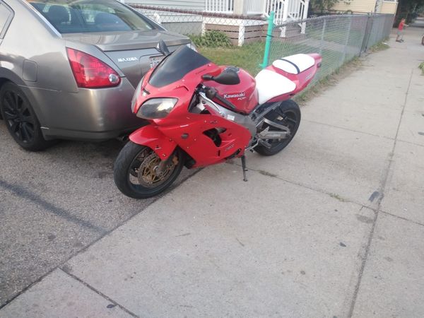 2003 kawasaki zx9 with paperwork in hand