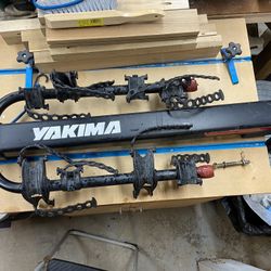 Yakima 4-Bike DoubleDown 4 Bike Rack