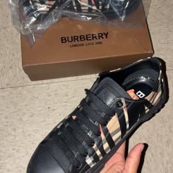 Burberry Shoes 