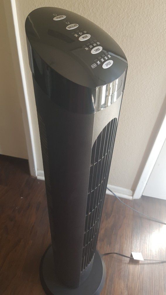Cascade 40" Tower Fan With Remote 