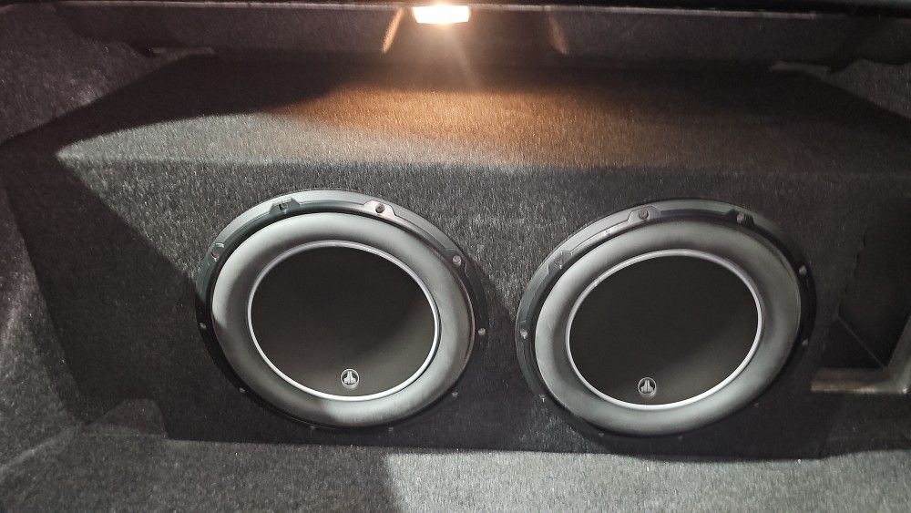 JL Audio Speakers 🔊 And JL Audio Sub Amp