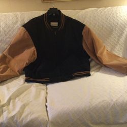 Letterman’s Jacket Size 2x. Leather Sleeves