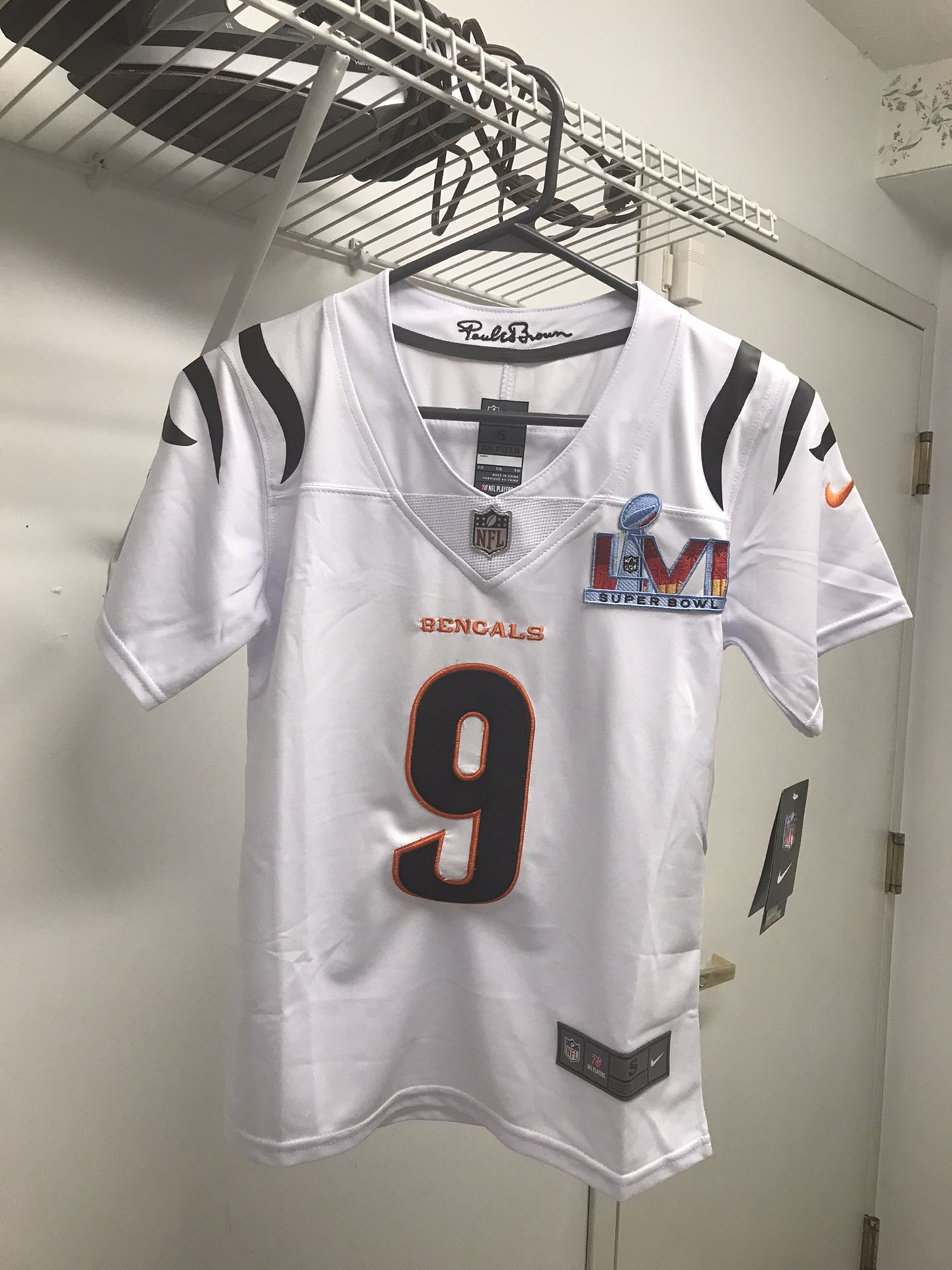 Cincinnati Bengals Joe Burrow youth stitch jersey size Medium ,