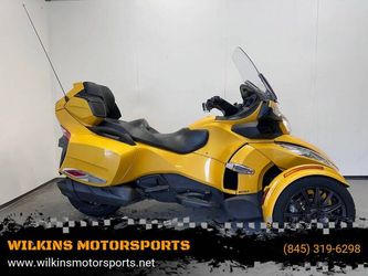 2013 Can-Am Spyder RT-S Se5