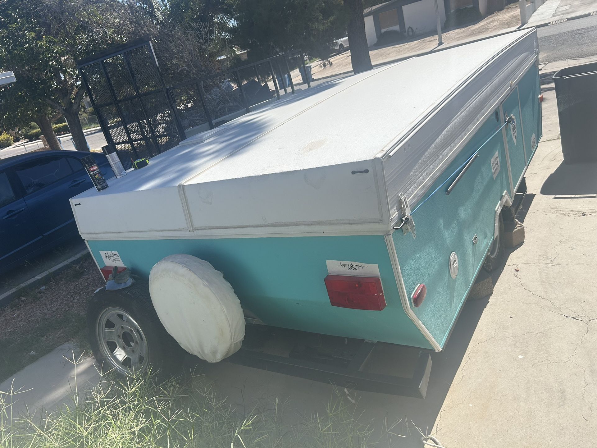 Beautiful 1991 Pop Up Trailer  OBO