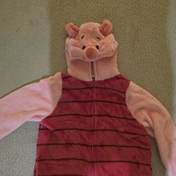 Piglet outfit