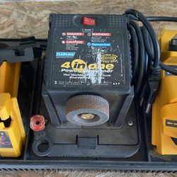 Plasplugs 4 in one sharpener vintage Unit works great ! $60 OBO takes it