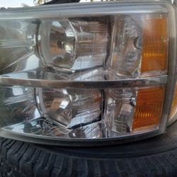 2007 chevy silverado headlights