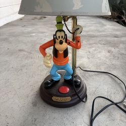 Vintage Disney Goofy Lamp