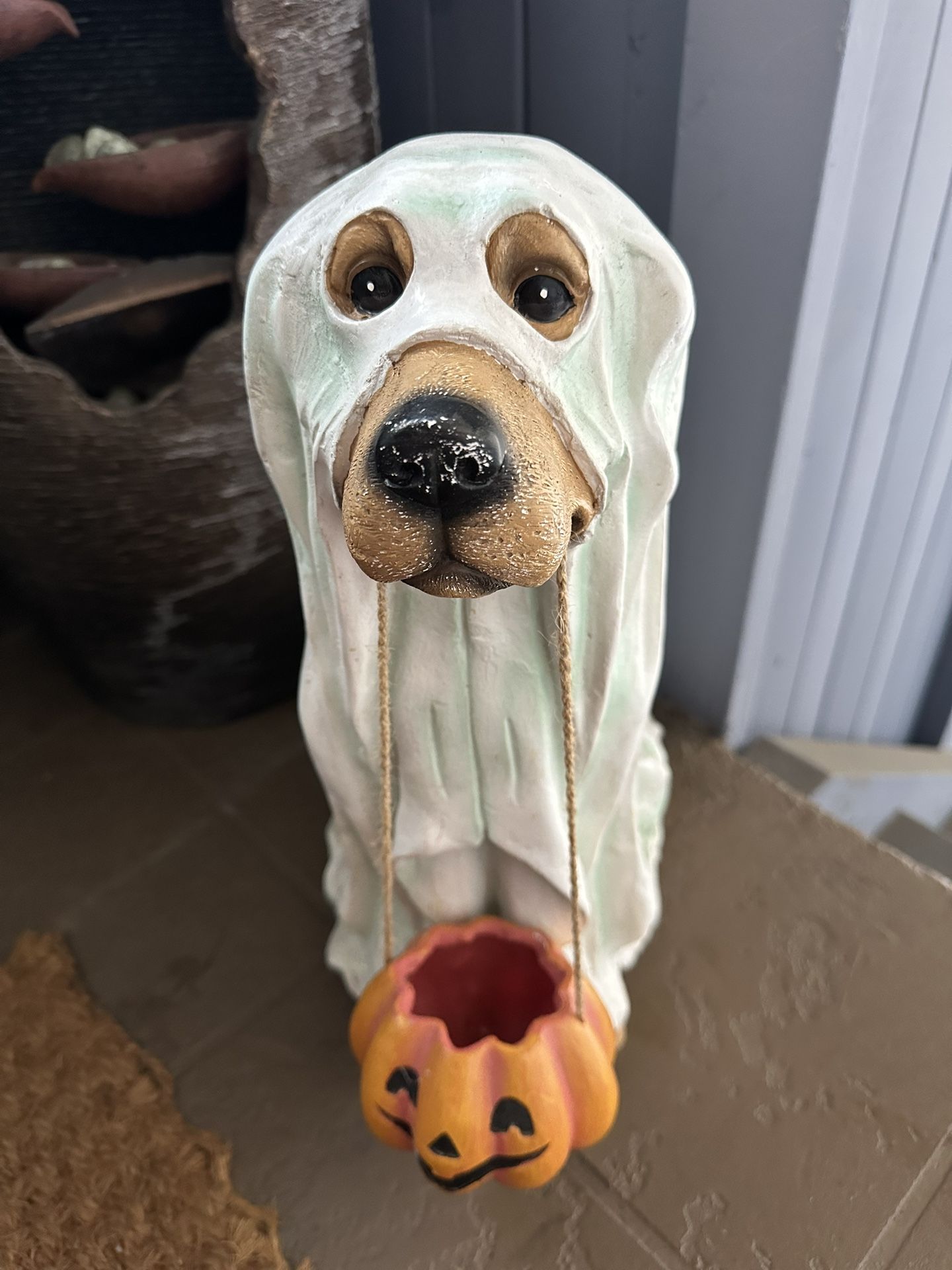18" Cracker Barrel Halloween Dog Too Cute to Spook Ghost Labrador Pumpkin