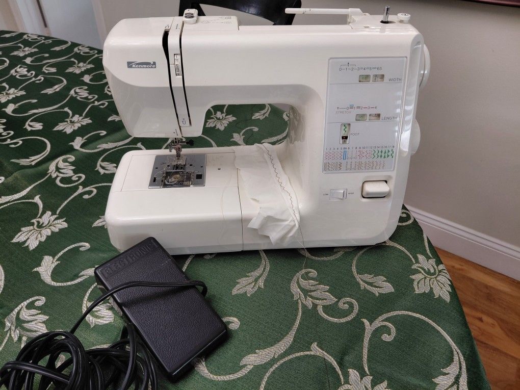 Sewing Machine KENMORE BRAND