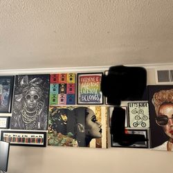 Picture frames/wall art
