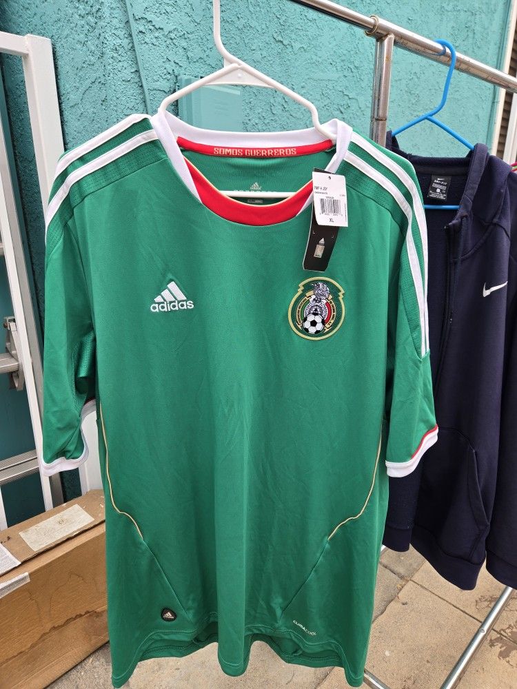 New Mexico Soccer Jersey (Somos Guerreros)