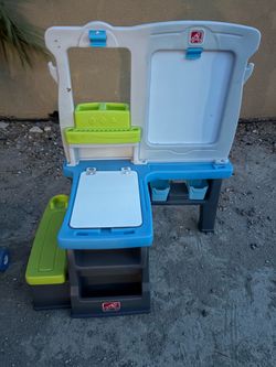 Kids art desk