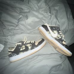 Travis Scott Dunks