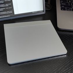 APPLE MAGIC TRACKPAD 