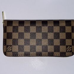 Lv Zipper Wallet