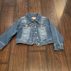 Girl’s Jean Jacket Size 6