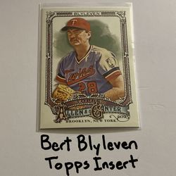 Bert Blyleven Minnesota Twins Hall of Fame Pitcher Topps Short Print Insert Card.  