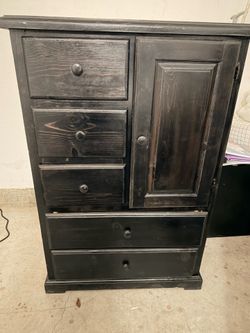 Black dresser