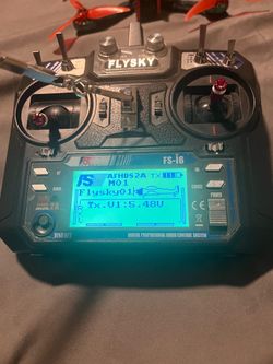Freestyle Fpv drone with battery charger and controller + goggles