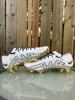 nike soccer cleats size 9.5