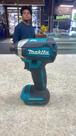 Makita XDT13 18v LXT lithium ion brushless 1/4” cordless variable speed impact driver tool only. 70519958