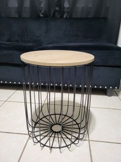 Round Woodtop Side Table