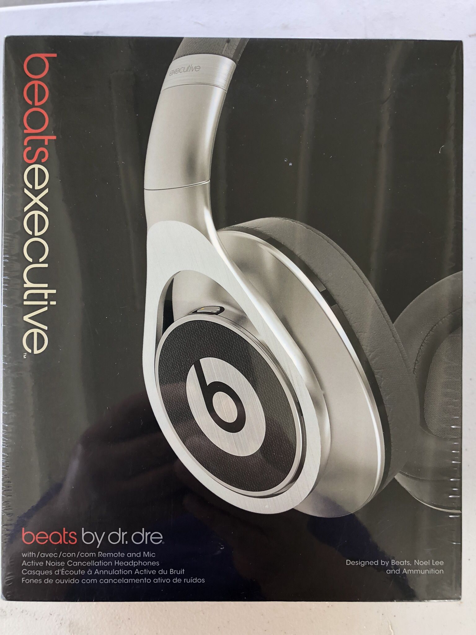 Beats by Dr Dre Executive Brand New