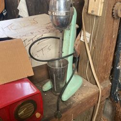 1920s Hamilton Beach Milkshake Mixer