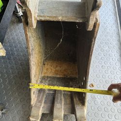 Backhoe Bucket 