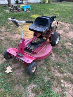 Vintage Snapper Riding Lawn Mower – “Forrest Gump Style” Classic
