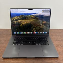 2023 MACBOOK PRO 16 INCH, 18GB M3, PRO w 14 CORE 512GB SSD BATTERY COUNT 182 Count Music Software 