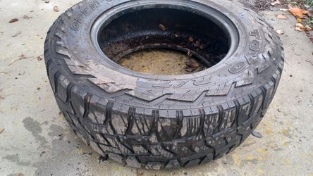 285/65/18 Toyo Open Country Off Road Tires