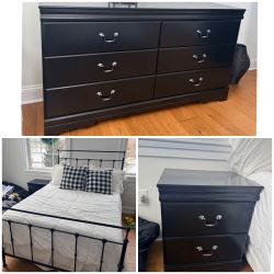 Full Bedroom Set (bed, dresser, nightstand)