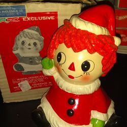 Vintage Raggedy Ann Christmas Music Box Plays 12 Days Of Christmas..