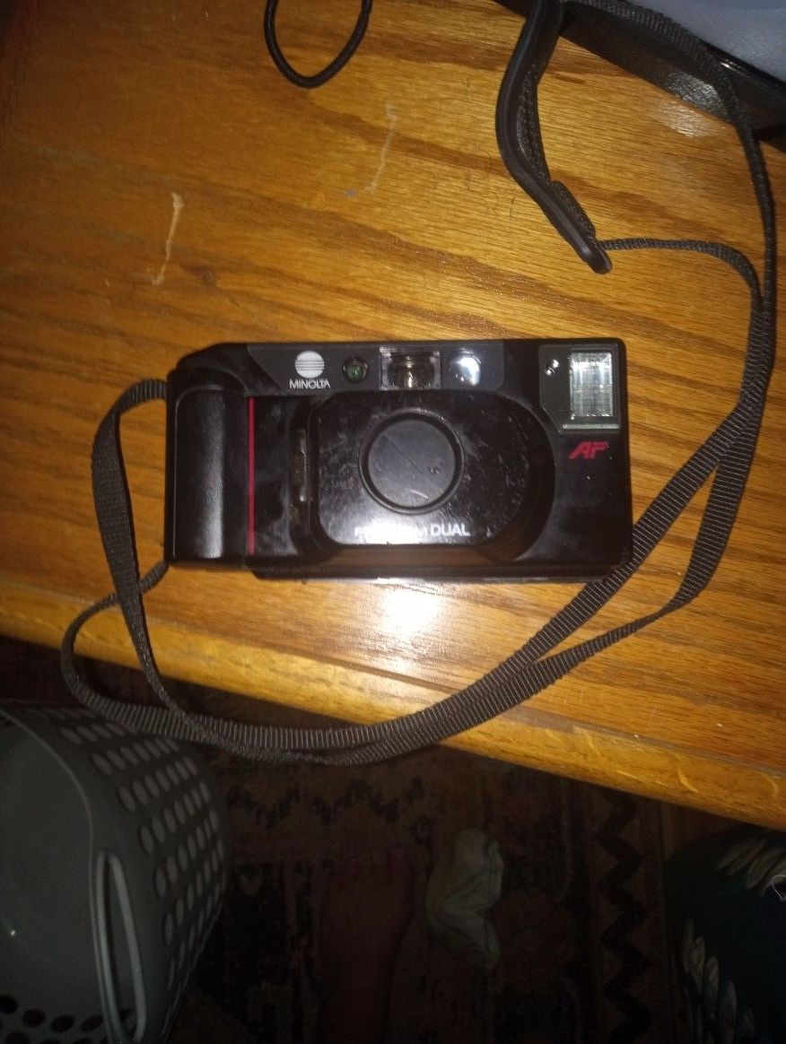 Camera-MINOLTA 35 mm Film