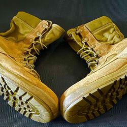 Belleville Combat Boots Size 9 Wide 