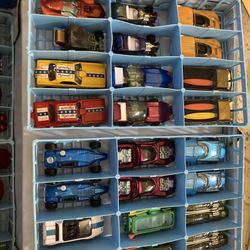 Collector seeking vintage old genuine Hot Wheels redlines hotwheels hotwheels 1960s 70s toy car collections 