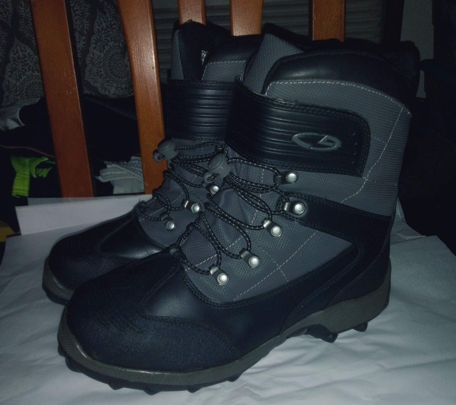 Nestor Snow Boots Size 10