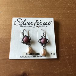Silver Forest Mauve Dangle Earrings - NEW