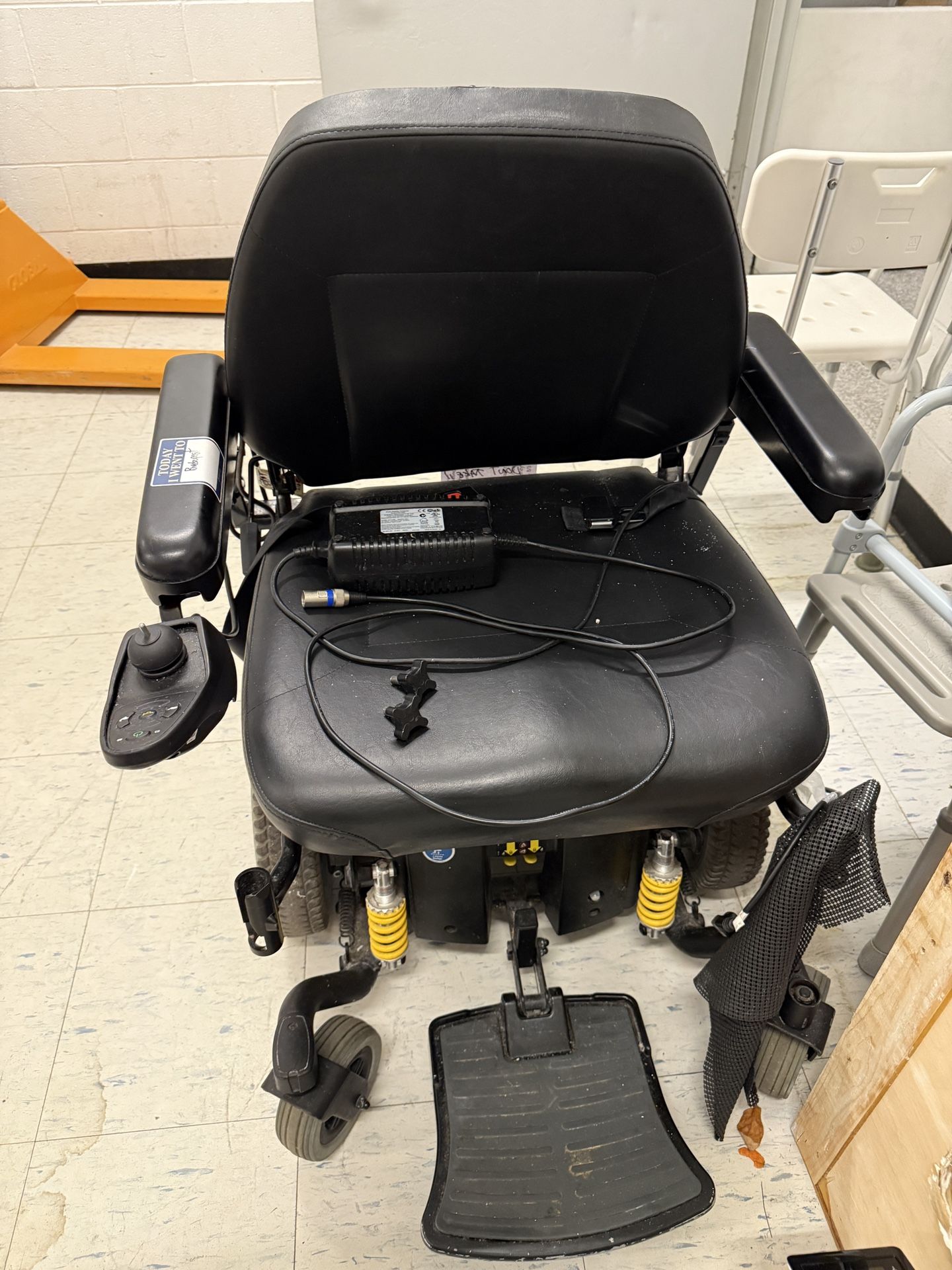 Jazzy pride Motorized wheelchair