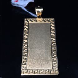 10KT Yellow Gold Rectangle Versace Edge Pendant 7.30g 166097/17