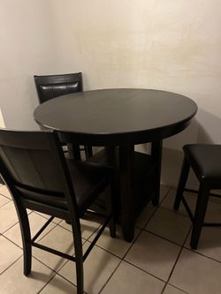 Kitchen table