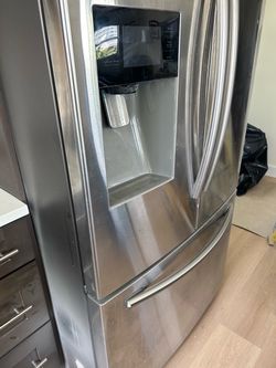 Refrigerator & Stove