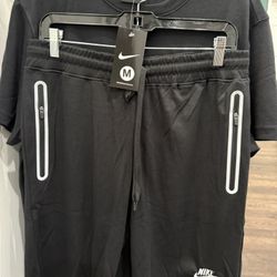 Nike Tech Suit Short Set