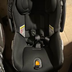 Chicco Fit 2 Infant Car Seat 