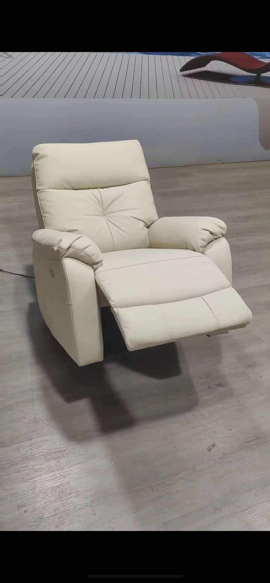AUTO SWING – Hilton Second Generation Smart Rocking Chair
