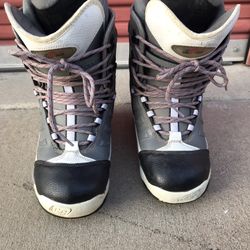Crazy creek snowboard boots
