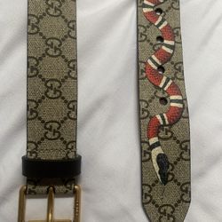 Gucci Kingsnake Print GG Supreme Belt (Size 110)